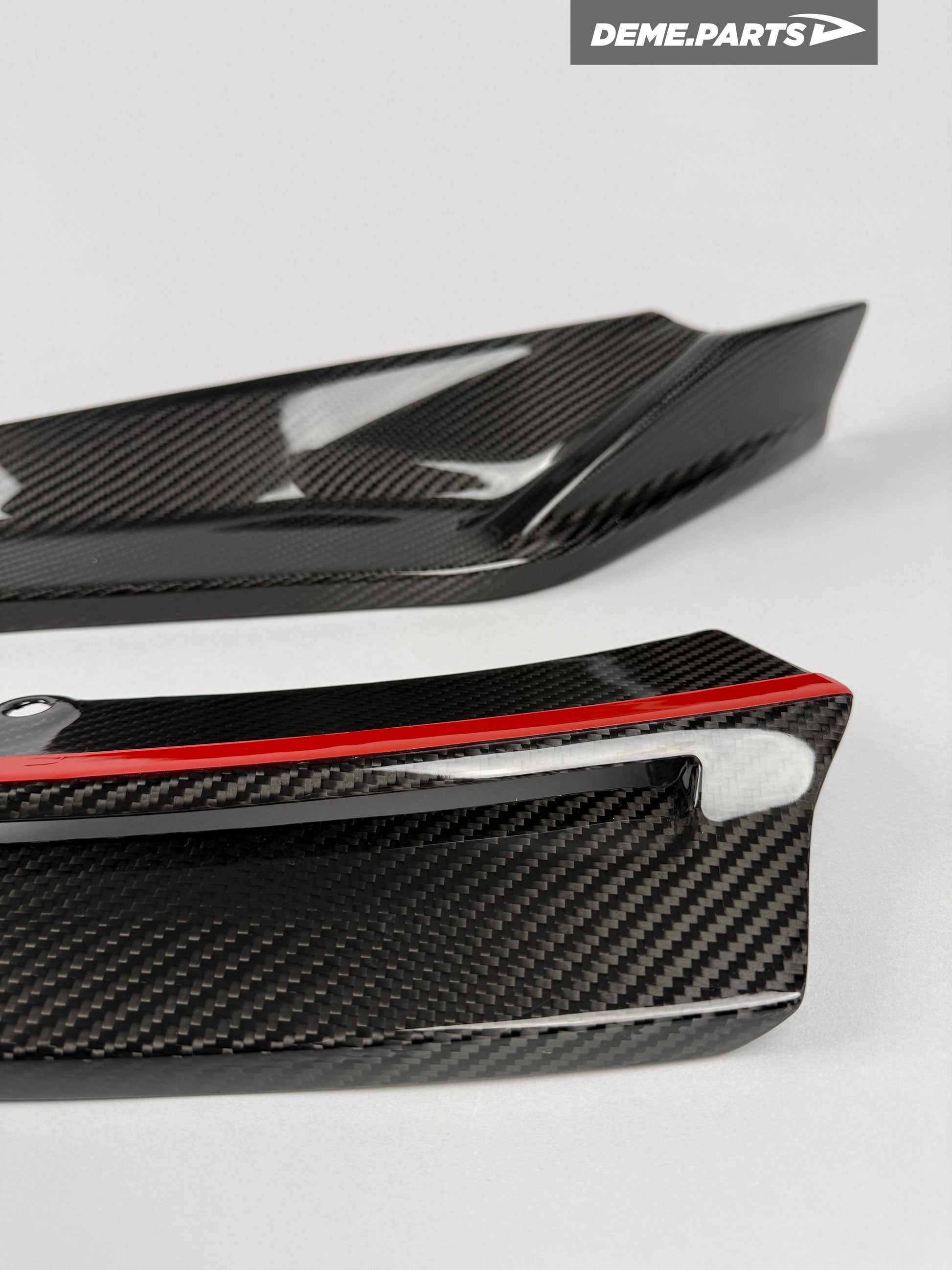Lip bara fata din Carbon stil V - BMW G80/G81 M3 & G82/G83 M4