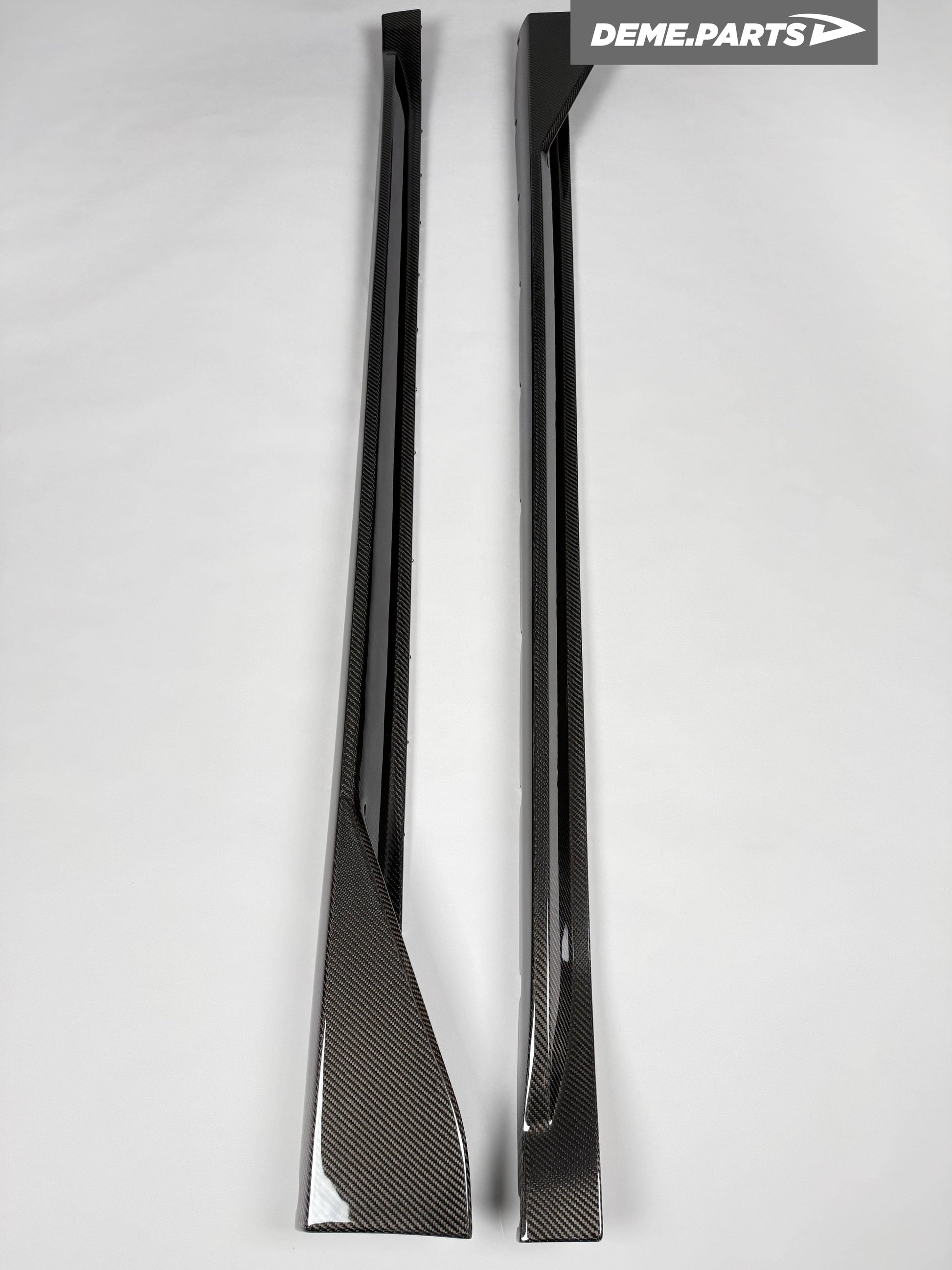 Praguri Laterale din Carbon Stil MP - BMW G80 M3