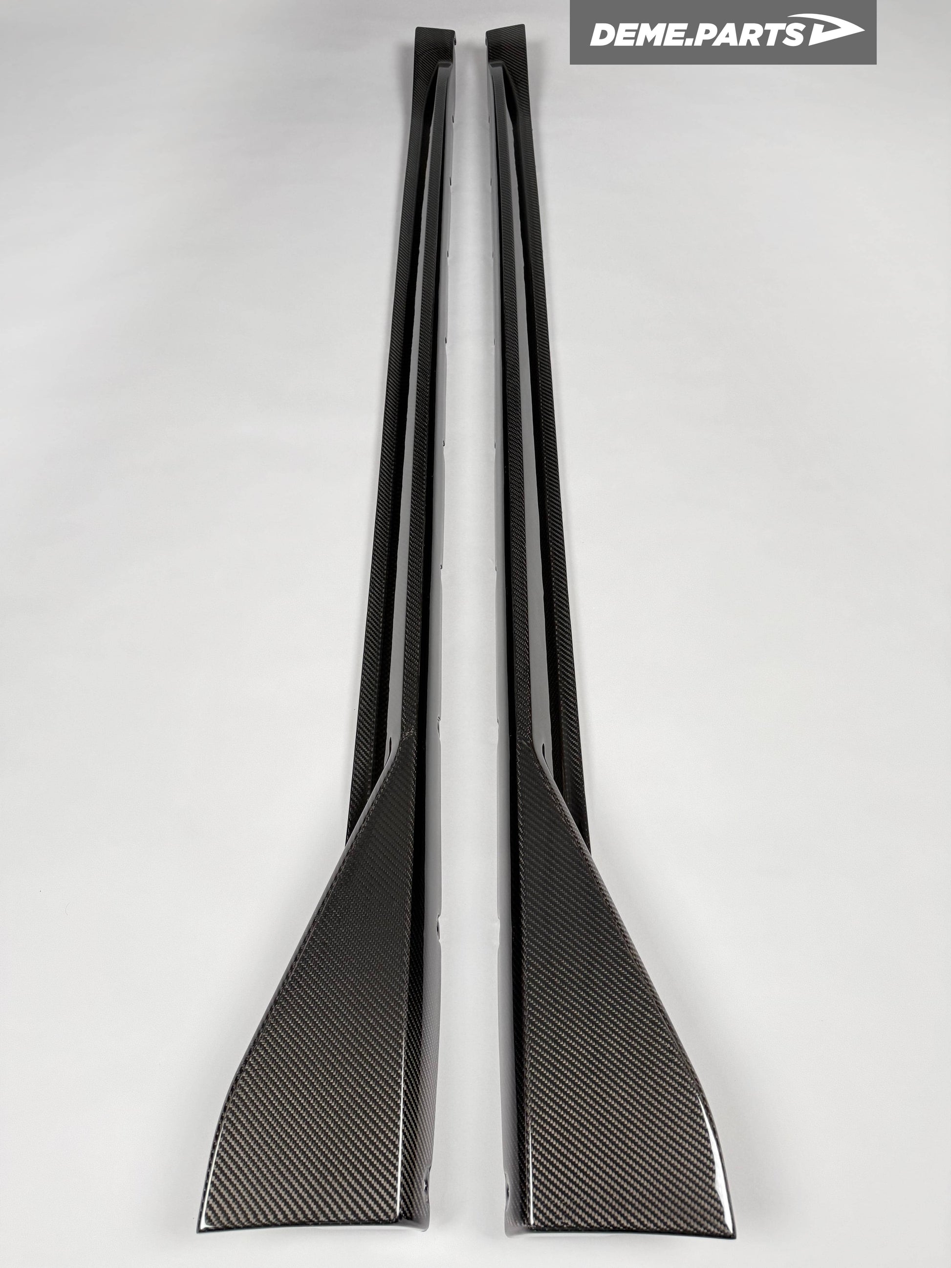 Praguri Laterale din Carbon Stil MP - BMW G80 M3